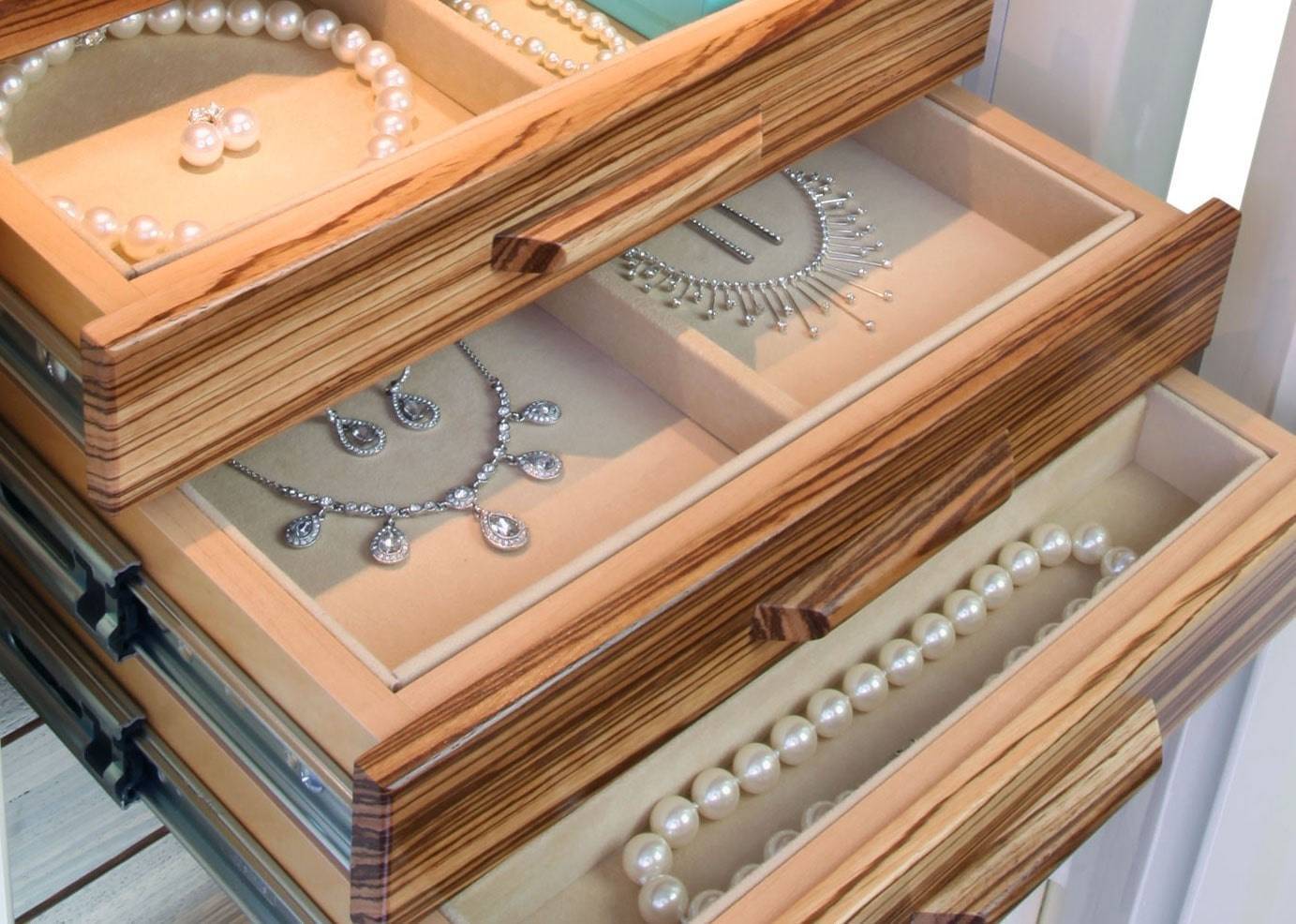 A-well-organized-drawer-for-jewelries